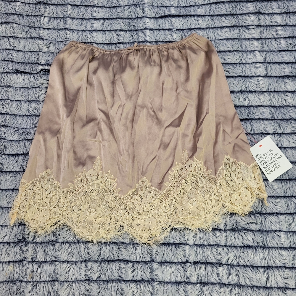 Topshop Taupe Slip with Cream‎ Lace Trim Size 2